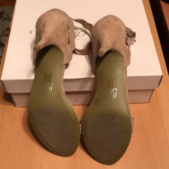 Chinese Laundry sandals - Picture 3 of 3